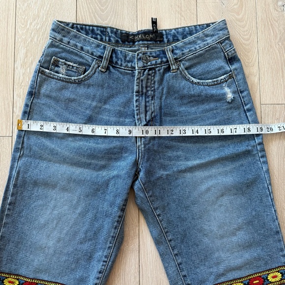 Vintage Cikelon Floral Ribbon Hem Denim Shorts Women’s Size Large / 28” Waist - Picture 3 of 13